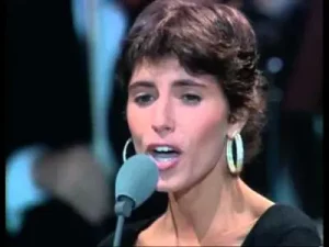1994 Pavarotti Luciano and Giorgia Santa Lucia Luntana Albüm Kapağı