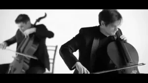 2CELLOS Mombasa Albüm Kapağı