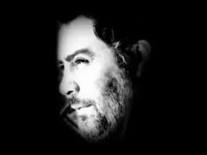 Ahmet Kaya Sevdim İnanamayacağın Kadar Seni Esmer Kız Albüm Kapağı