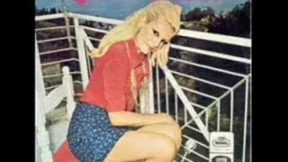 Ajda Pekkan Boşvermişim Dünyaya