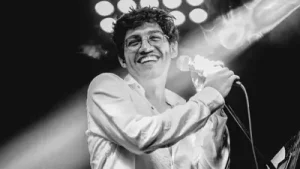 Akif Alkan – Ben Sana Vurgunum Albüm Kapağı