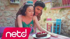 Altan Küçükyıldız İyi Ki Varsın Albüm Kapağı