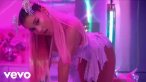 Ariana Grande 7 Rings Albüm Kapağı