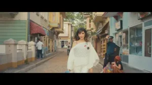 Aslı Demirer Saat Oniki Albüm Kapağı