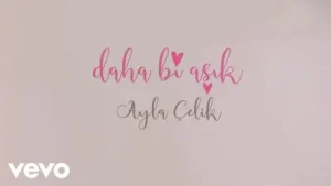 Ayla Çelik Daha Bi Aşık Lyric Video Albüm Kapağı