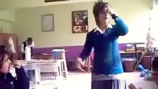 Aylin Demir Uzakların Türküsü
