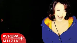 Ayşegül Aldinç Deli Dolu