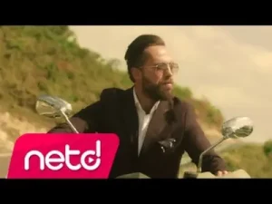 Bahadır Tatlıöz Eflatun Albüm Kapağı