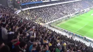 Başını Öne Eğme Aldırma Fener Albüm Kapağı