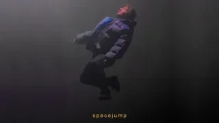 Bége Spacejump
