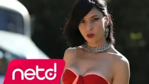 Berna Keser Aklım Karışmış Albüm Kapağı