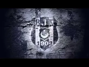 Beşiktaş Marşları Yağmurlu Bir Günde Albüm Kapağı