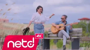 Betül Yarar Yeniden Sevebilirim Albüm Kapağı