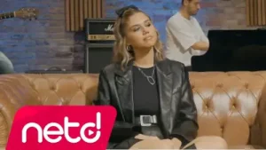 Beyza Bakırcı Bırakın Albüm Kapağı