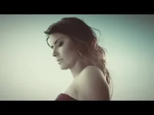 Beyza Durmaz İlahi Adalet Albüm Kapağı
