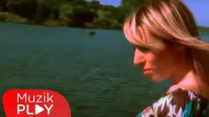 Bizim Gönül Çıkma Karşıma Albüm Kapağı