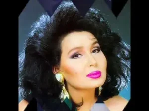 Bülent Ersoy Beni Ağlatmaya Kimin Hakkı Var Albüm Kapağı
