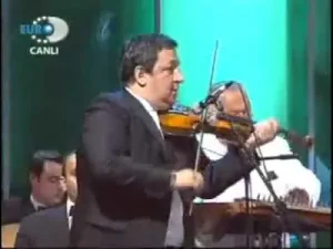 Bülent Ersoy Biraz Kül Biraz Duman Albüm Kapağı