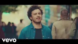 Buray Deli Divane Albüm Kapağı
