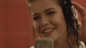 Burcu Biricik Hayat Şarkısı Albüm Kapağı