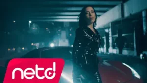Burcu Güneş Anıları Yak Albüm Kapağı
