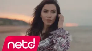 Burcu Güneş Darmaduman Albüm Kapağı