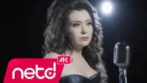 Burcu Kurt Bir Aşk Meselesi Albüm Kapağı