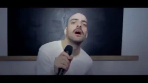 Büyük Ev Ablukada Hepsine Ne Fena Albüm Kapağı