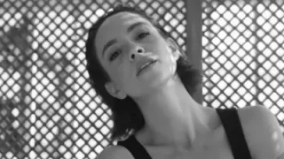 Cansu Beni Bırakma