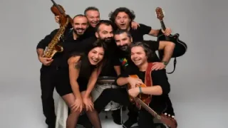 Çekirdek Kadro Kimseyi Takmadan