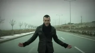 Cem Adrian – Yollardayım