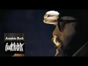 Cem Karaca Bindik Bir Alamete Albüm Kapağı