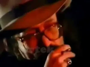 Cem Karaca Bu Biçim Albüm Kapağı