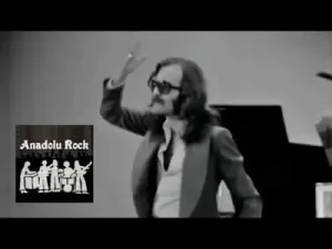 Cem Karaca Gel Efendim Gel Moğollar Albüm Kapağı
