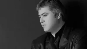 Cengiz Kurtoğlu Duvardaki Resim Albüm Kapağı