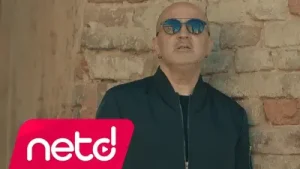 Cenk Bosnalı Dön Desem Albüm Kapağı