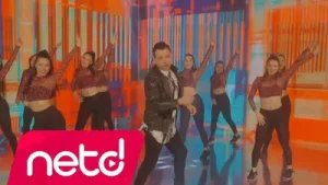 Cenk Telkiviran Orkestrası Niyetini Boz Da Gel Albüm Kapağı