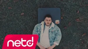 Cenk Yüzü Tanıdık Değil Albüm Kapağı