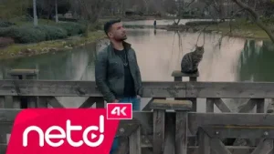 Cüneyt Tek İçiyorum Bu Gece Albüm Kapağı