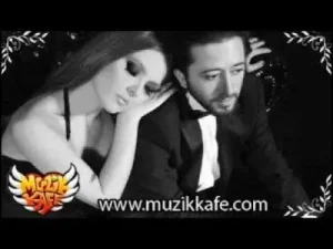 Demet Akalın Yanan Ateşi Söndürdük Feat. Fettah Can Club Version Albüm Kapağı
