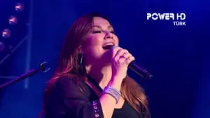 Deniz Seki Akustik Konser Albüm Kapağı