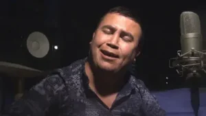 Dert Bende Kaldı Albüm Kapağı