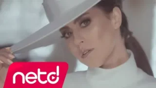 Derya Uluğ Ne Münasebet