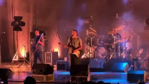Duman Helal Olsun Canlı Albüm Kapağı