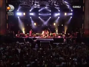 Duman Senden Daha Güzel Canlı