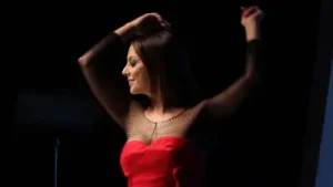Ebru Gündeş Seni İstiyorum Albüm Kapağı