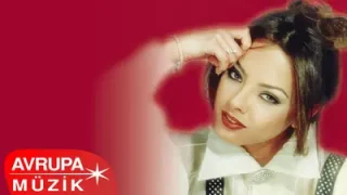 Ebru Gündeş Yakışıklı