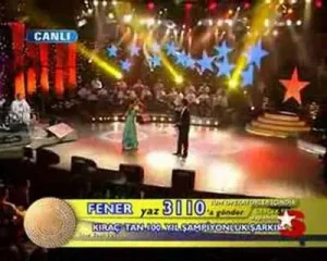 Ebru Gündeş’in Doğum Günü Albüm Kapağı