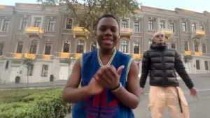 Eby Tawana Konuma Gel Albüm Kapağı
