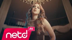 Ece Mumay Kime Ne Albüm Kapağı